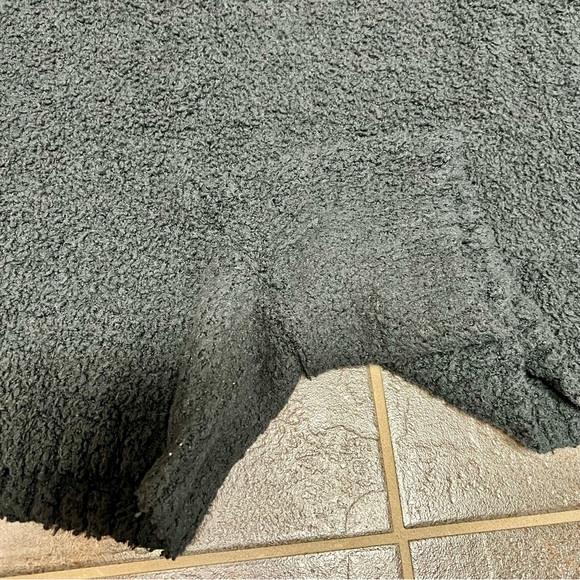 Skims Cozy Knit Boucle Teddy High Waisted Shorts Black Onyx L/XL - Picture 10 of 16